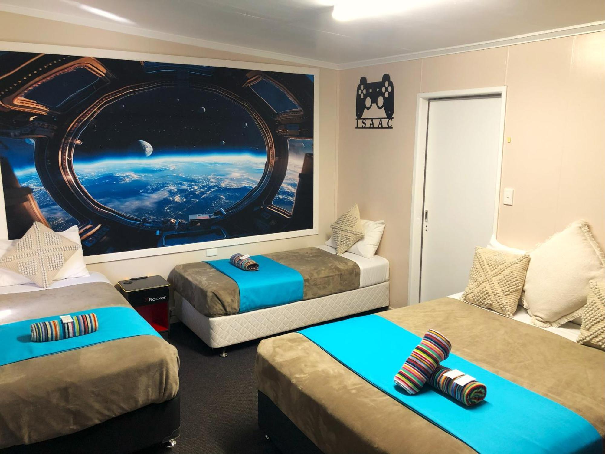 Acacia Motel Чинчилла Экстерьер фото