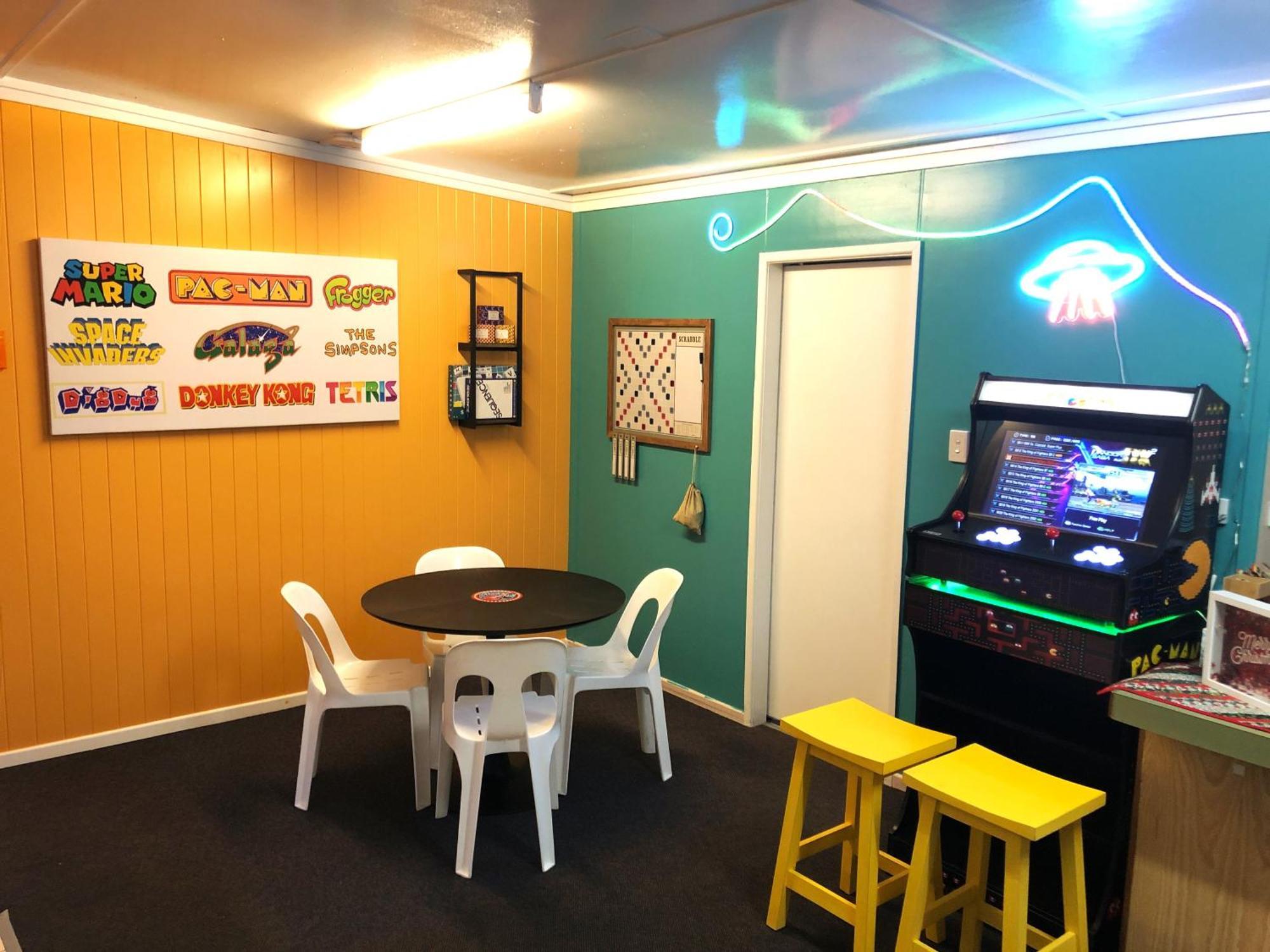 Acacia Motel Чинчилла Экстерьер фото