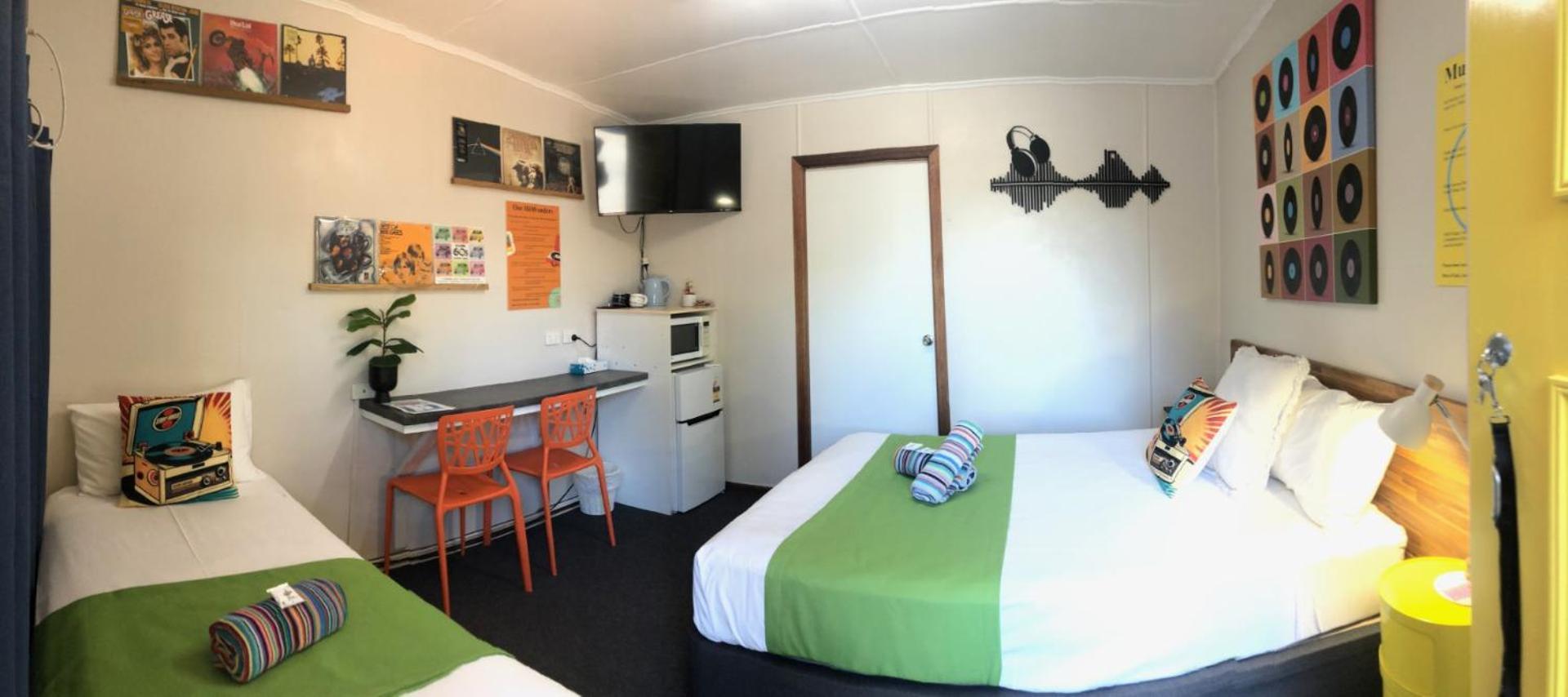 Acacia Motel Чинчилла Экстерьер фото
